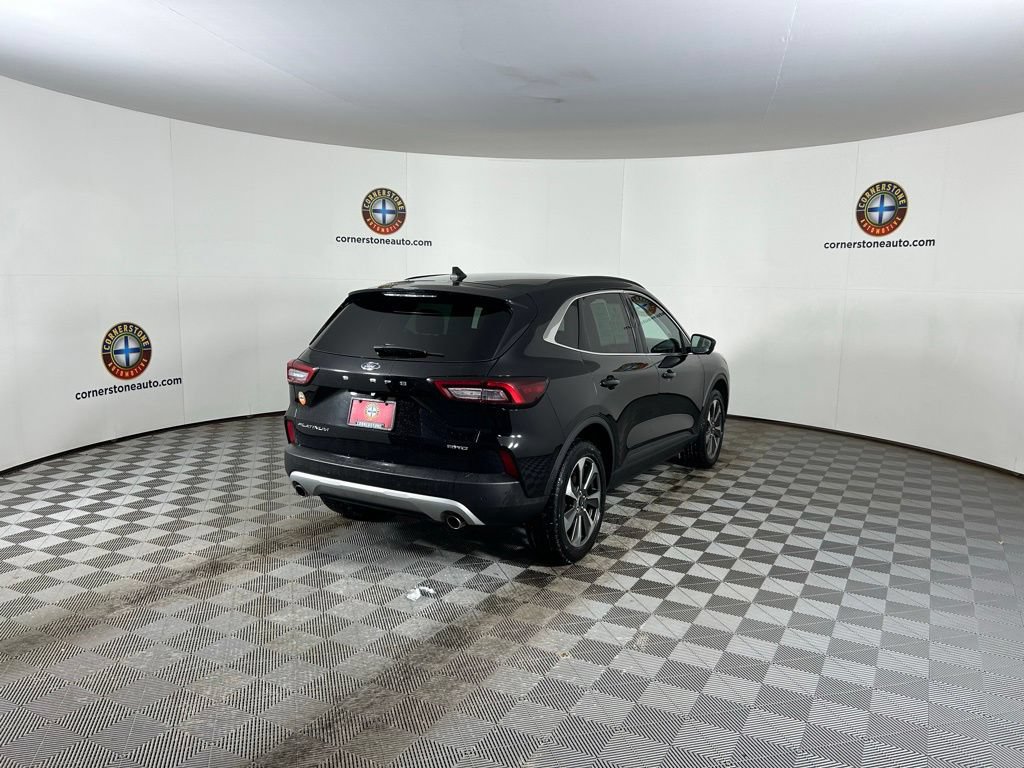 Used 2024 Ford Escape Platinum AWD/4WD image 19