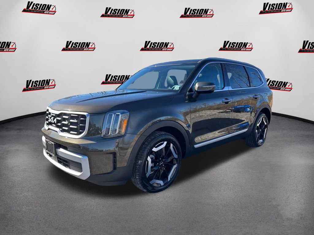 New 2025 Kia Telluride S image 1