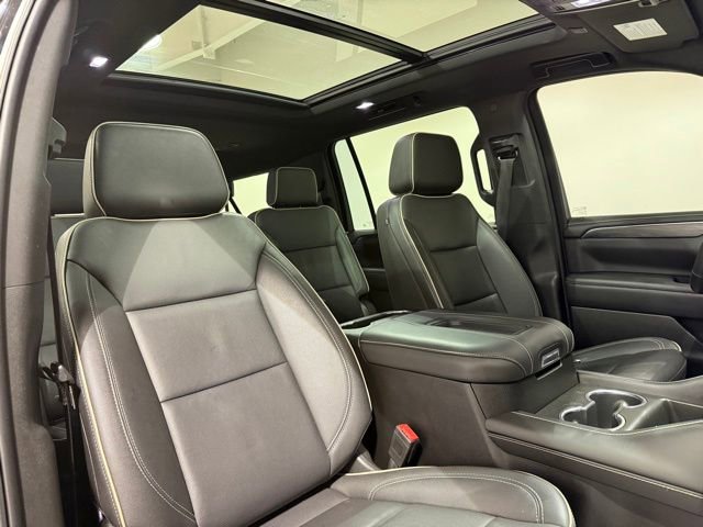 Certified 2022 GMC Yukon XL SLT w/ SLT Premium Package image 32