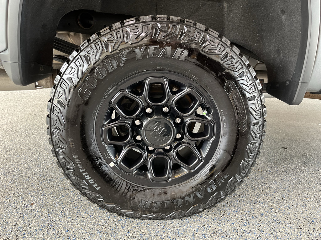 Used 2026 Chevrolet Silverado 2500 ZR2 w/ ZR2 Bison Edition AWD/4WD image 32