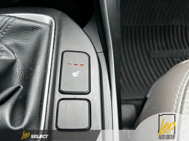 Used 2018 Hyundai Santa Fe SE w/ SE Premium Package 02 FWD image 12