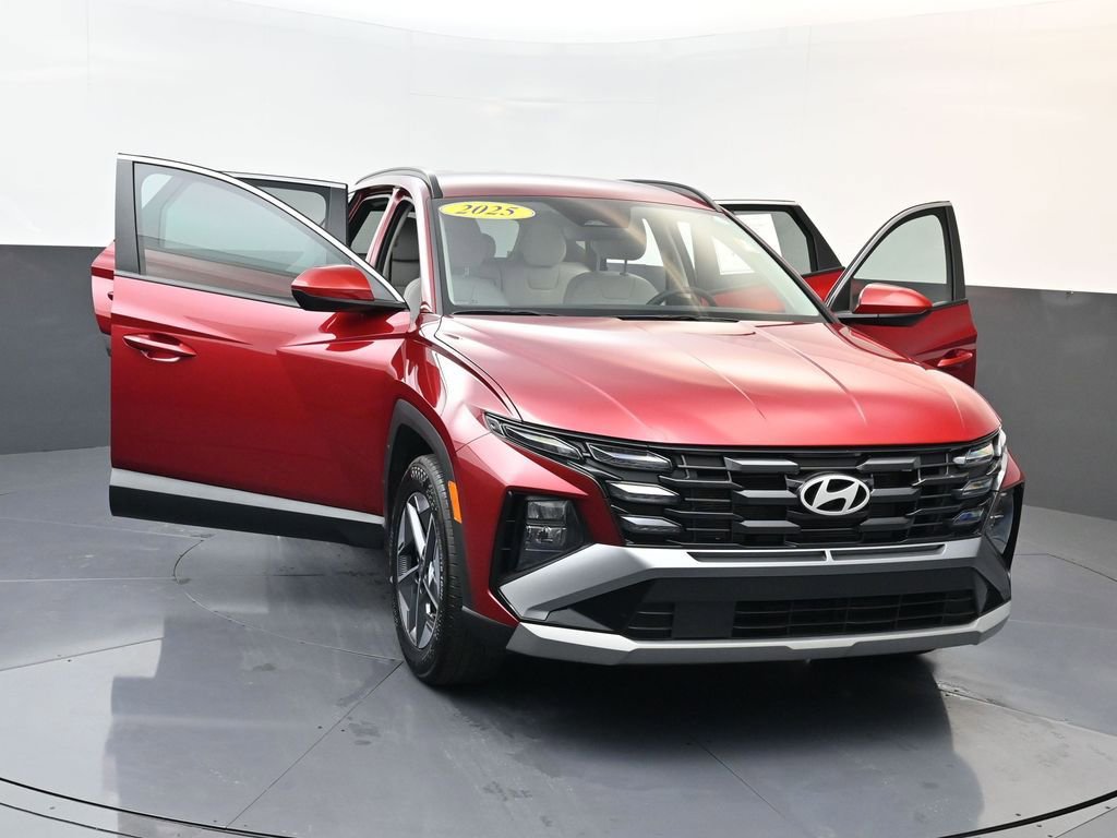Certified 2025 Hyundai Tucson SEL image 23