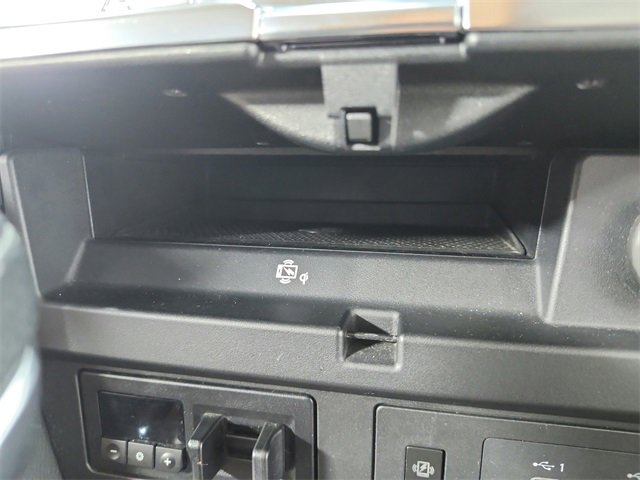 Used 2023 Nissan Armada SL image 36