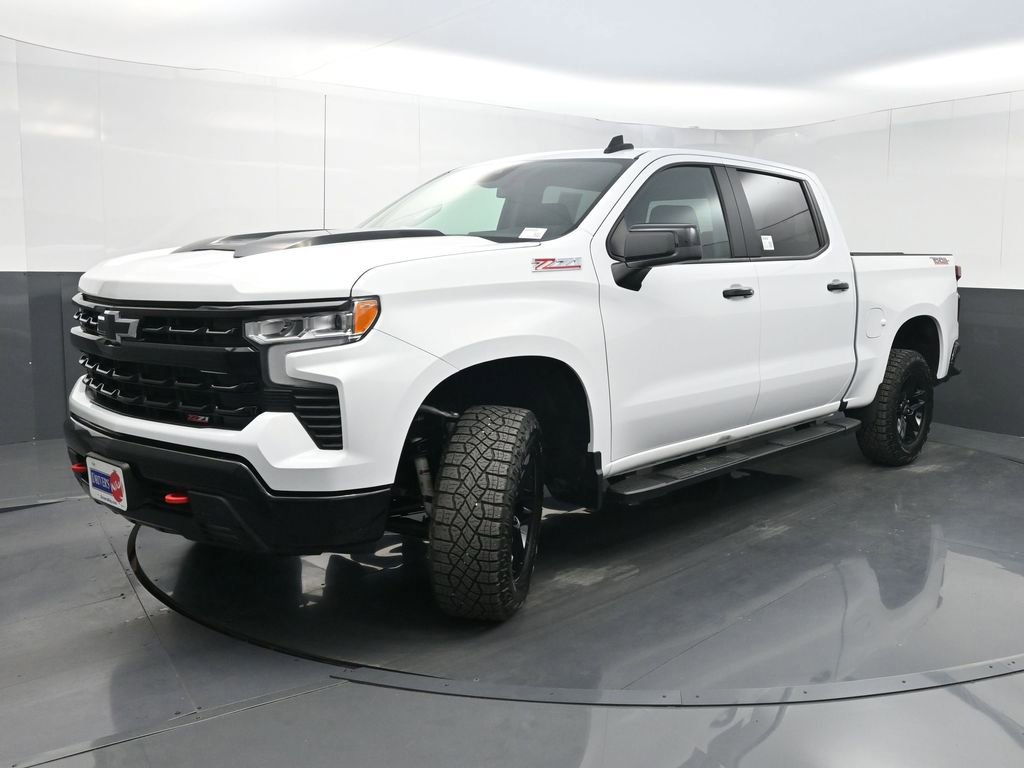 Used 2024 Chevrolet Silverado 1500 LT Trail Boss w/ Protection Package AWD/4WD image 23