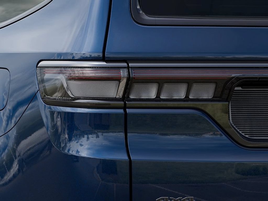 New 2026 Jeep Grand Wagoneer Limited AWD/4WD image 9