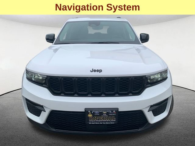 Used 2023 Jeep Grand Cherokee Limited w/ Black Appearance Package image 4