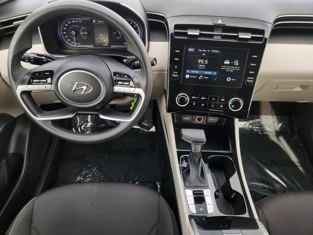 Used 2024 Hyundai Tucson SE image 27