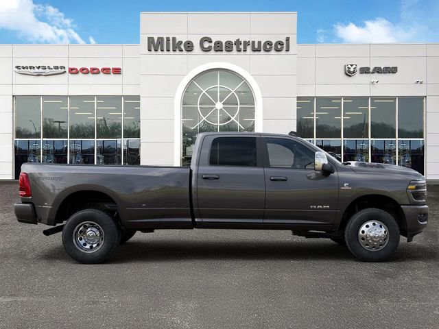 New 2026 RAM 3500 Laramie w/ Sport Appearance Package AWD/4WD image 21