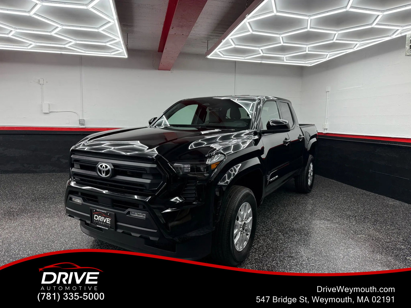 Used 2025 Toyota Tacoma SR5
