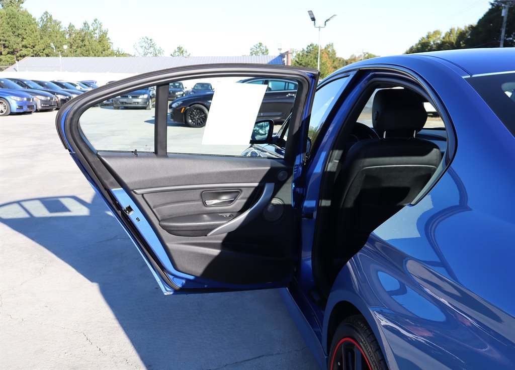 Used 2013 BMW 335i xDrive Sedan AWD/4WD image 37