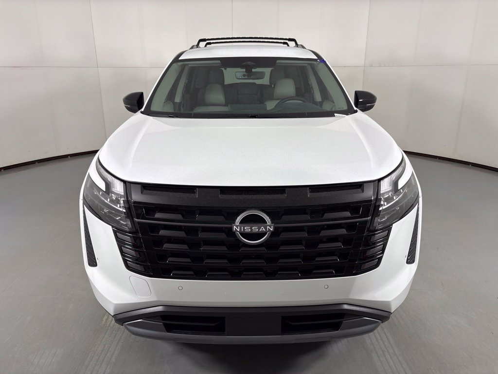 New 2026 Nissan Pathfinder SL FWD image 3