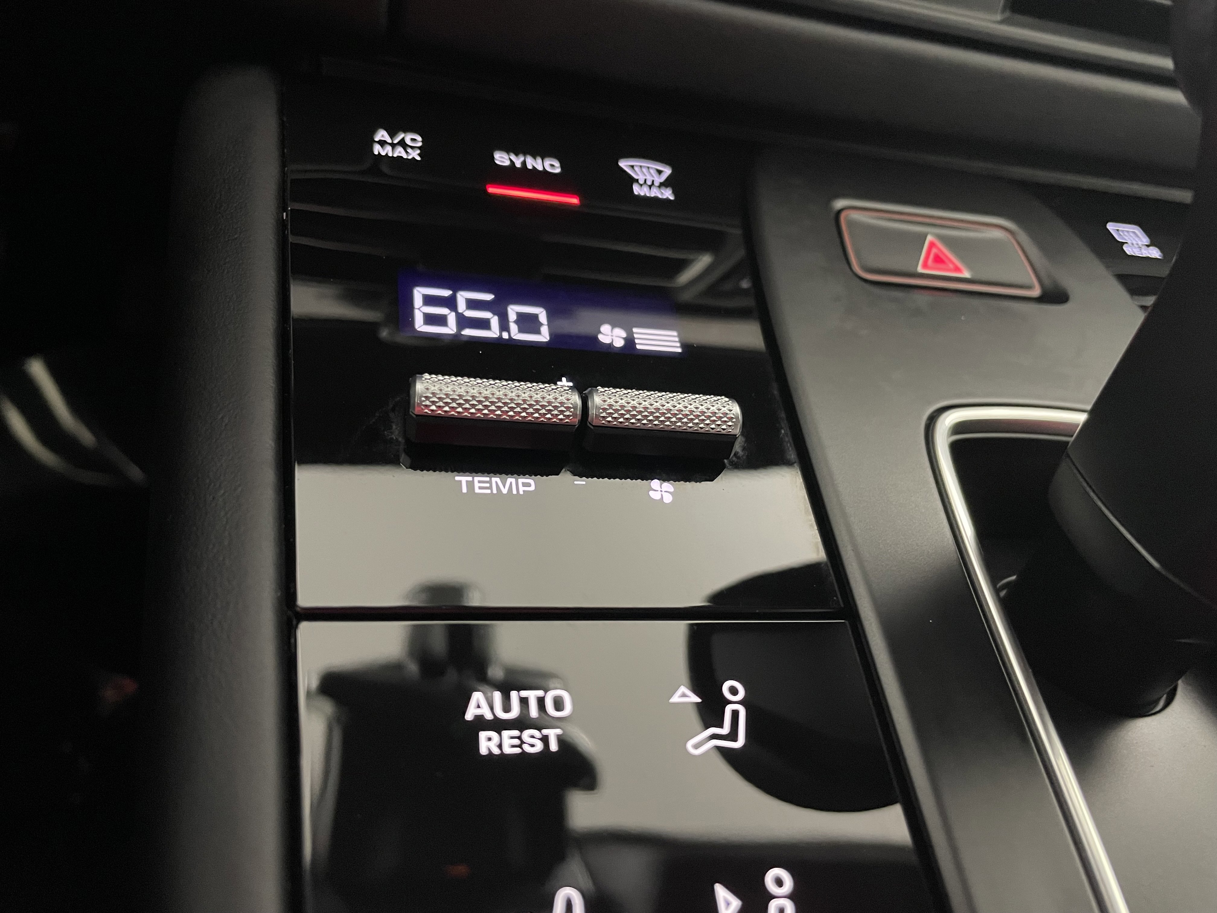 Certified 2025 Porsche Macan S AWD/4WD image 23