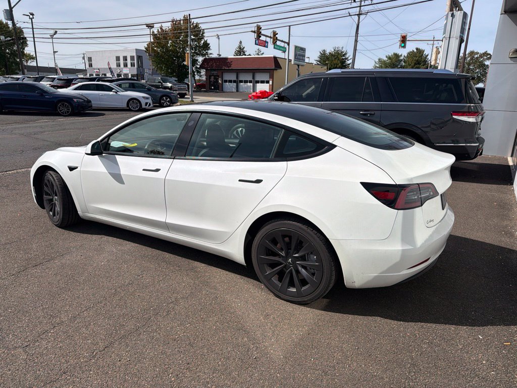 Used 2023 Tesla Model 3 Standard Range RWD image 2