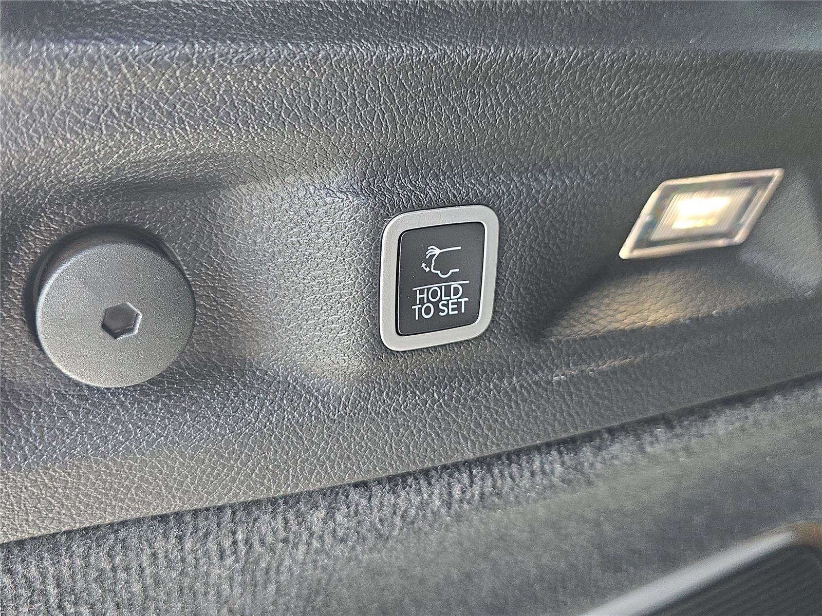 Used 2023 Jeep Grand Cherokee L Summit w/ Advanced Protech Group IV image 13