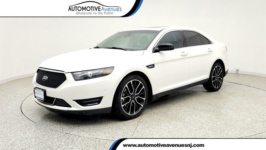 Used 2018 Ford Taurus SHO w/ Driver Assist Package AWD/4WD image 1
