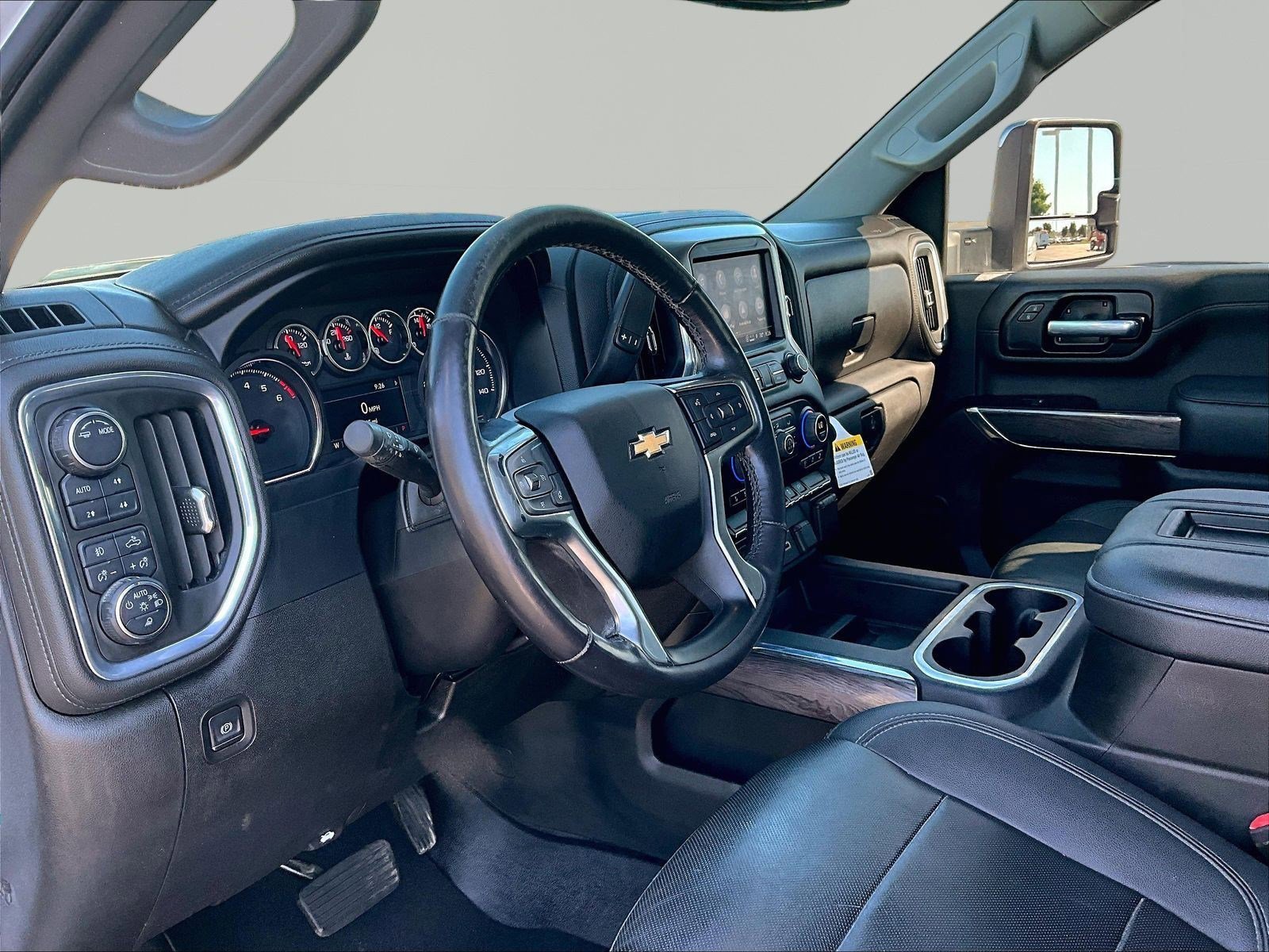Used 2022 Chevrolet Silverado 2500 LTZ AWD/4WD image 17