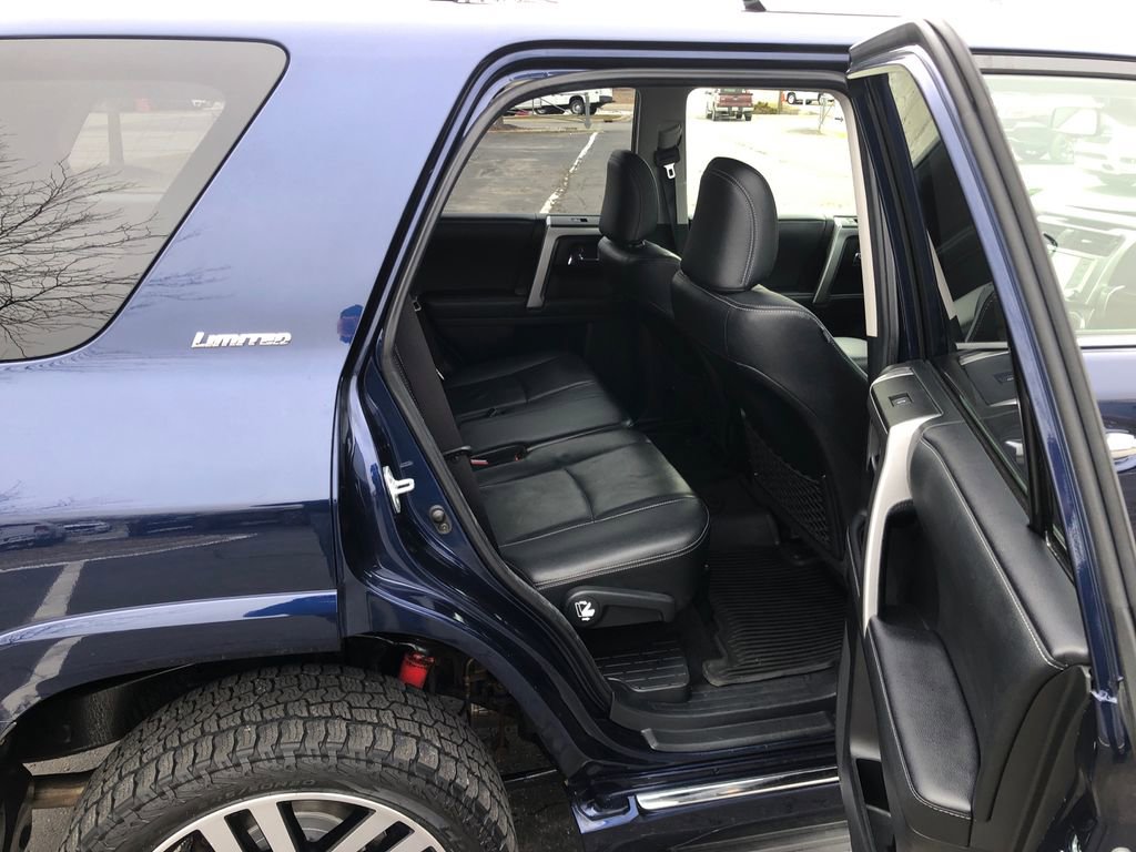 Used 2020 Toyota 4Runner Limited image 27