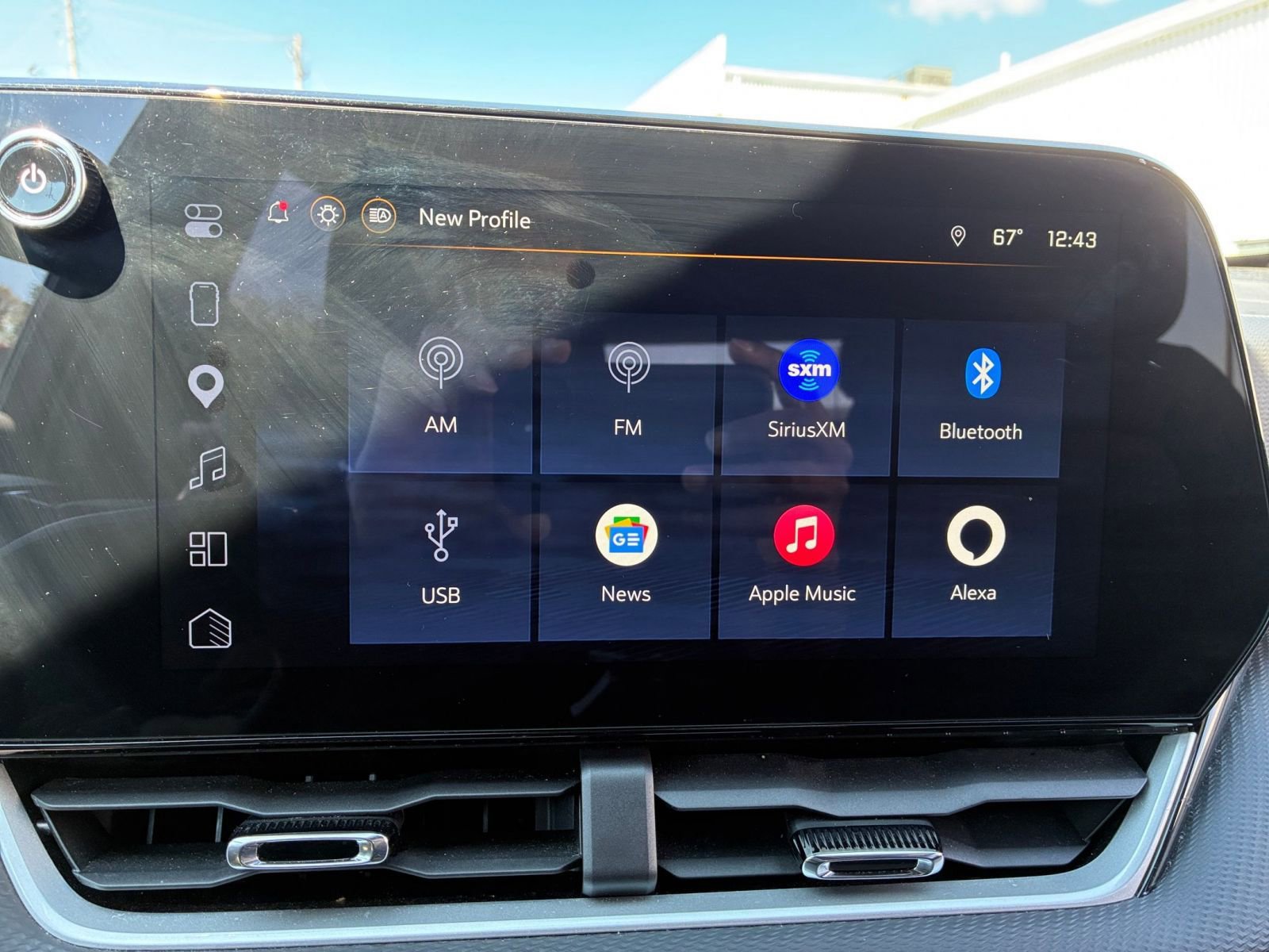 Used 2025 Chevrolet Equinox LT image 21