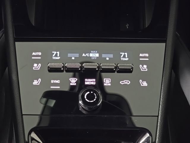 Certified 2024 Porsche Cayenne image 23