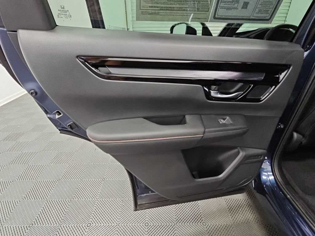 Used 2026 Honda CR-V Sport Touring image 34