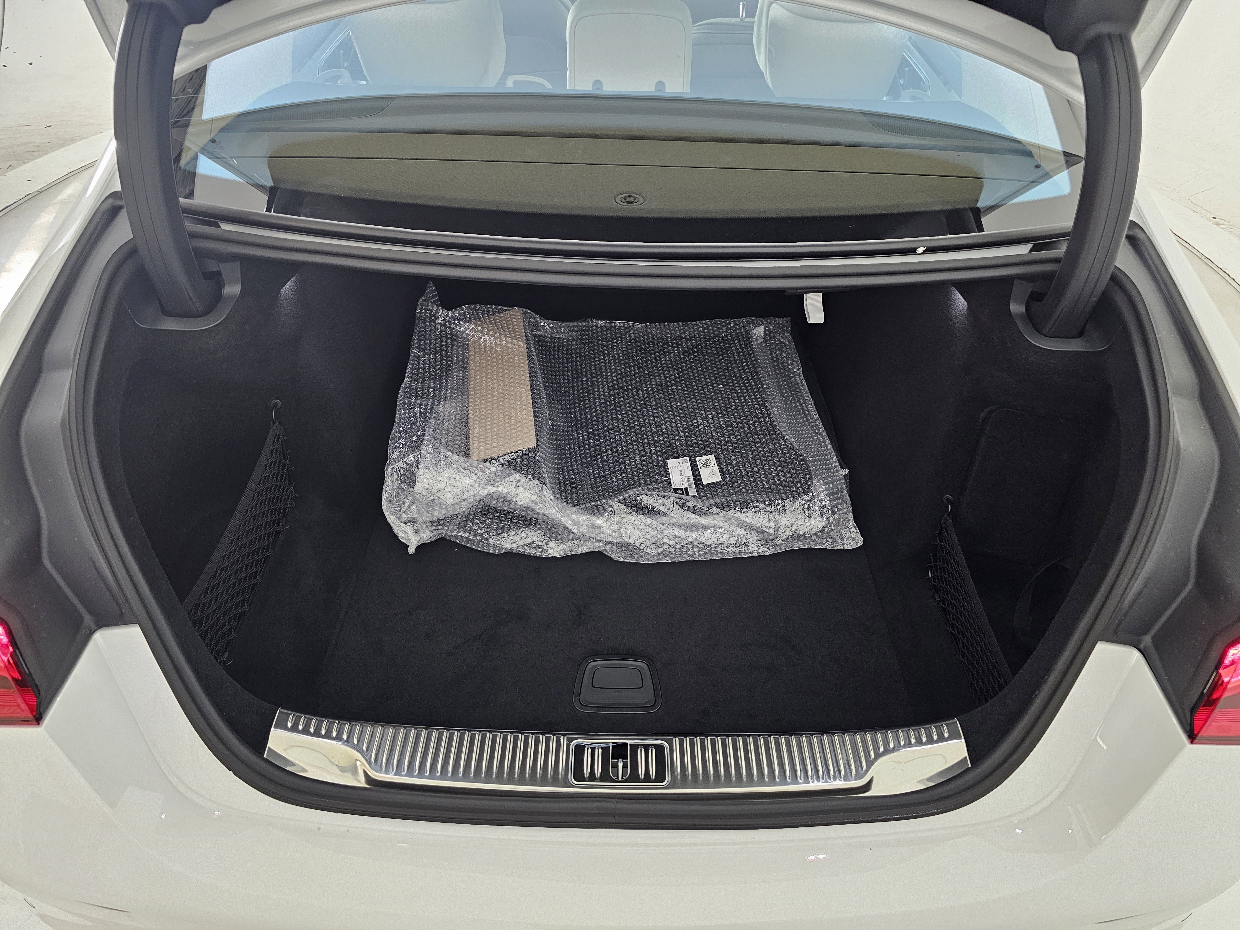 New 2026 Mercedes-Benz S 580 4MATIC Sedan image 24