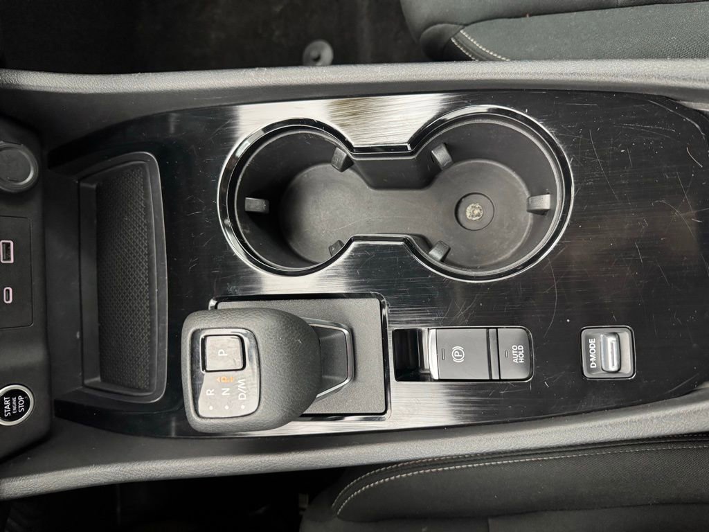 Used 2023 Nissan Rogue S FWD image 26