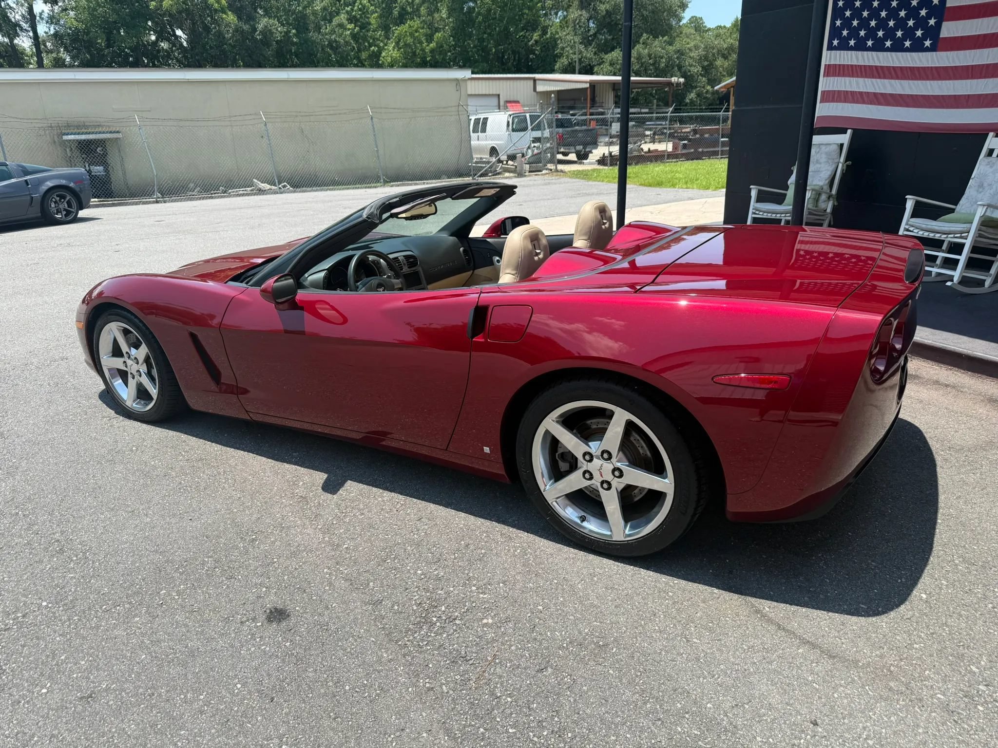 Used 2006 Chevrolet Corvette Convertible w/ Preferred Equipment Group RWD image 11