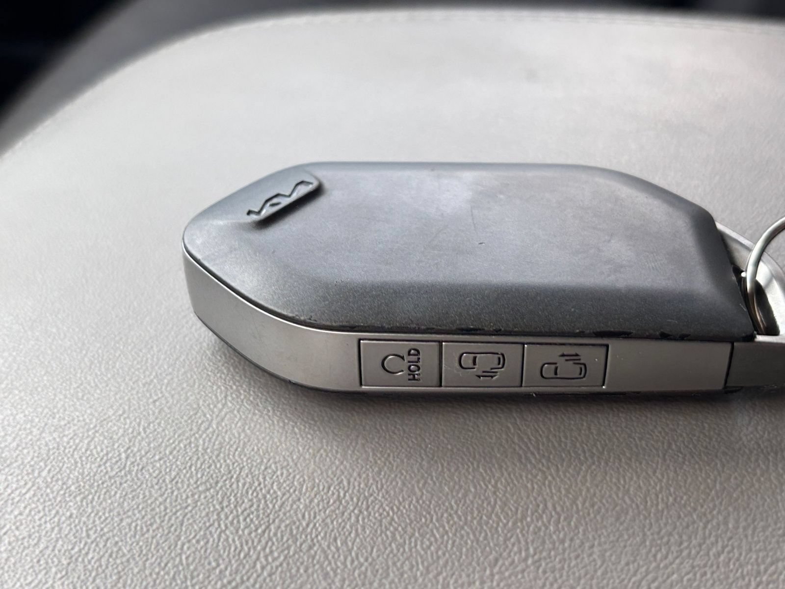 Used 2026 Kia Carnival FWD image 27