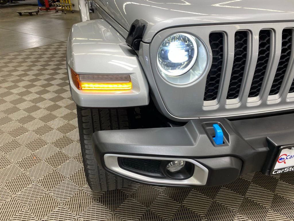 Used 2023 Jeep Wrangler Unlimited Sahara image 3