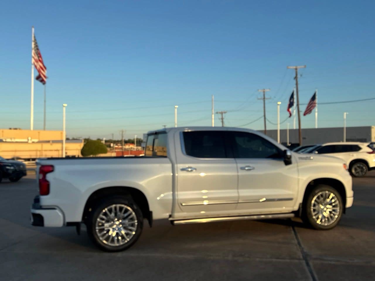 Used 2026 Chevrolet Silverado 1500 High Country AWD/4WD image 31