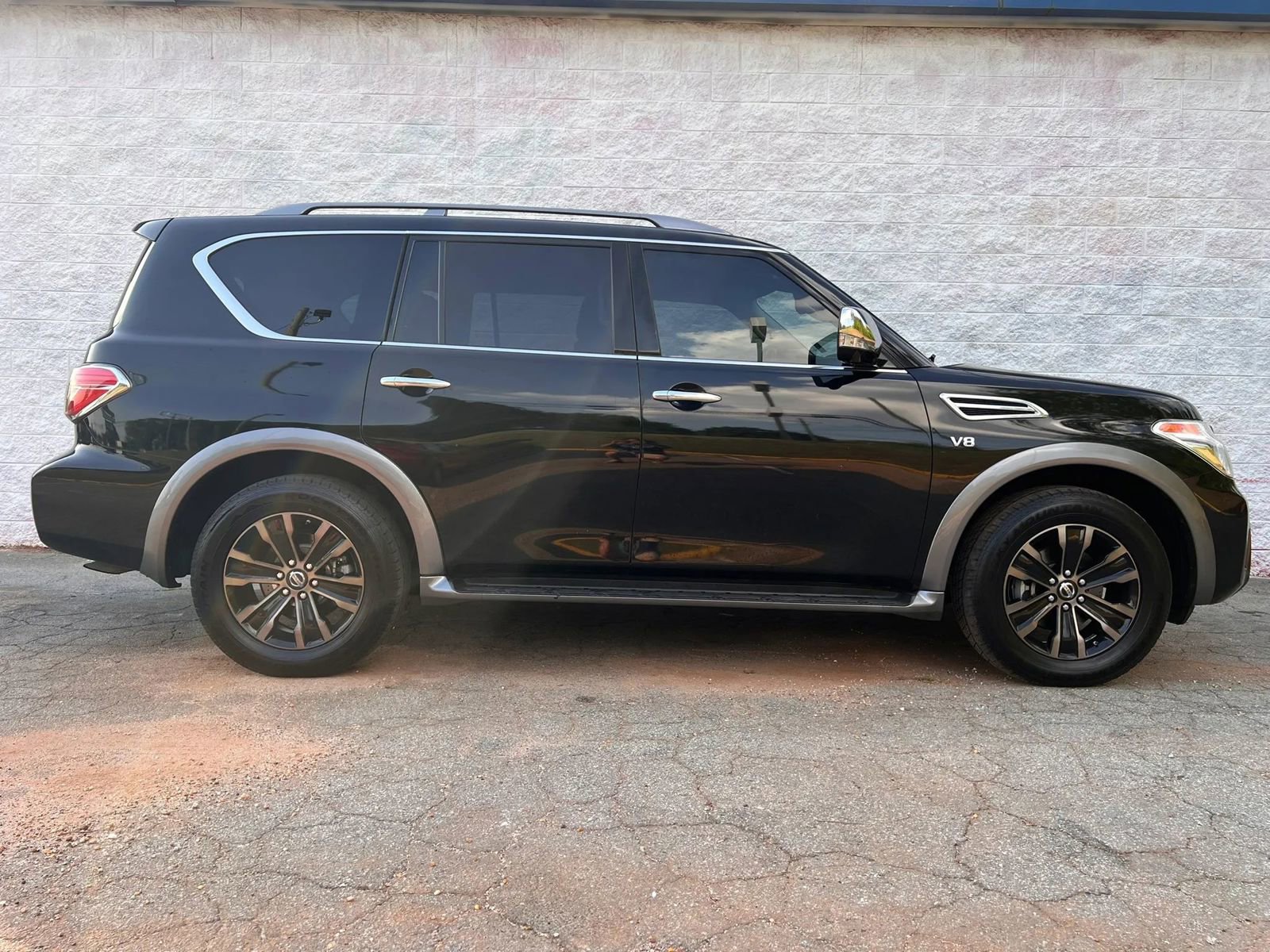 Used 2018 Nissan Armada SL w/ Premium Package RWD image 6