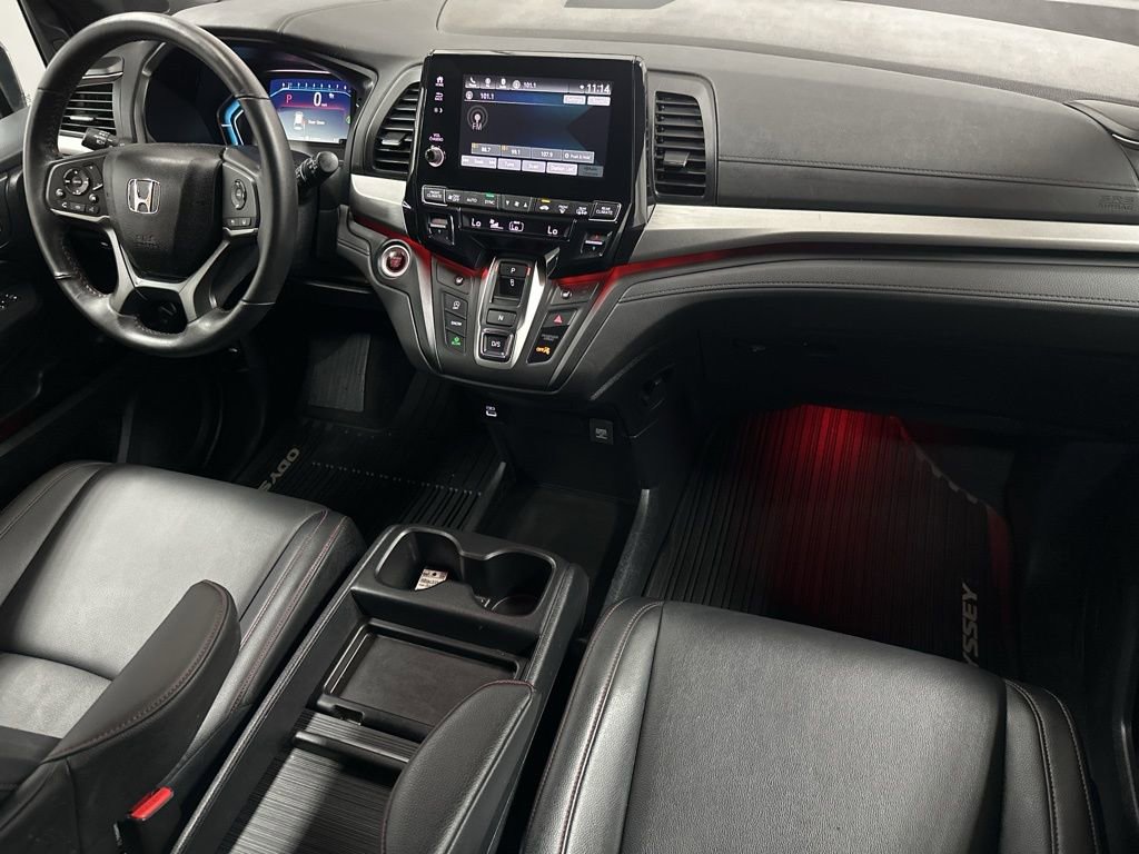 Used 2024 Honda Odyssey Sport image 11