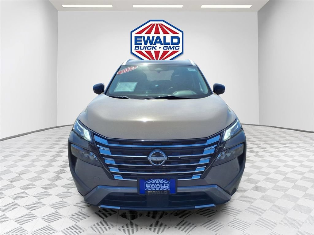 Used 2024 Nissan Rogue SL w/ SL Premium Package AWD/4WD image 7