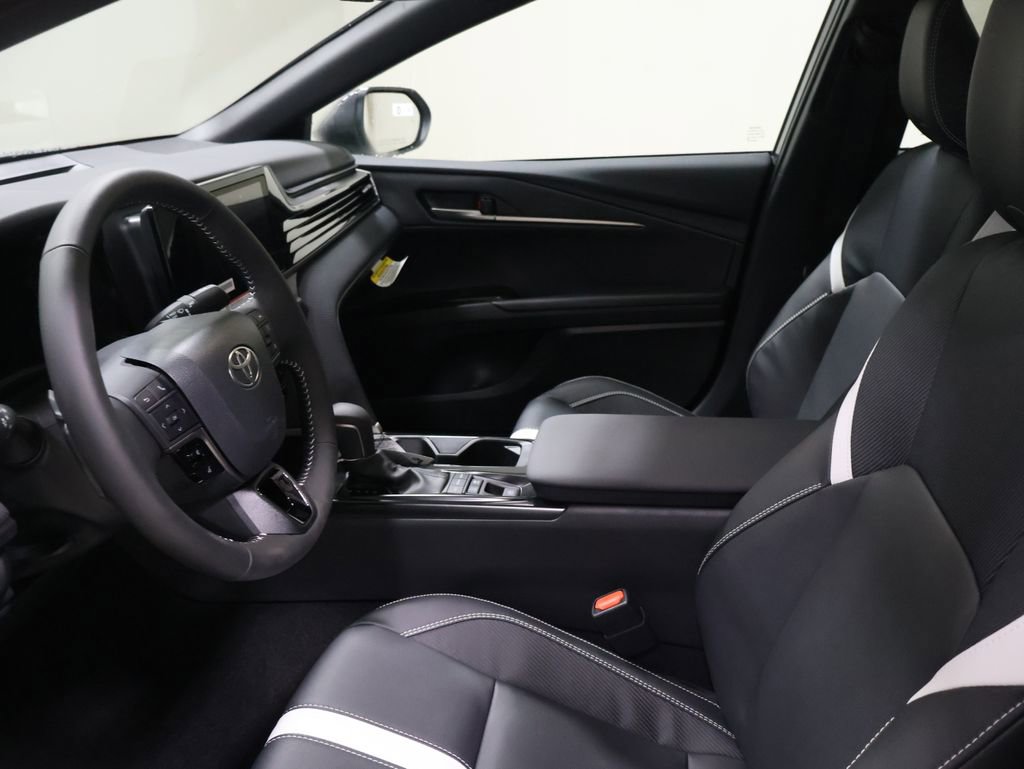 New 2026 Toyota Camry SE image 10