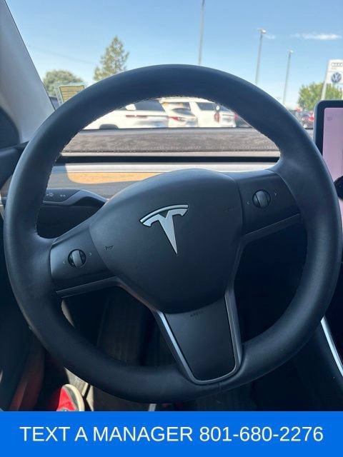 Used 2021 Tesla Model Y Long Range AWD/4WD image 13