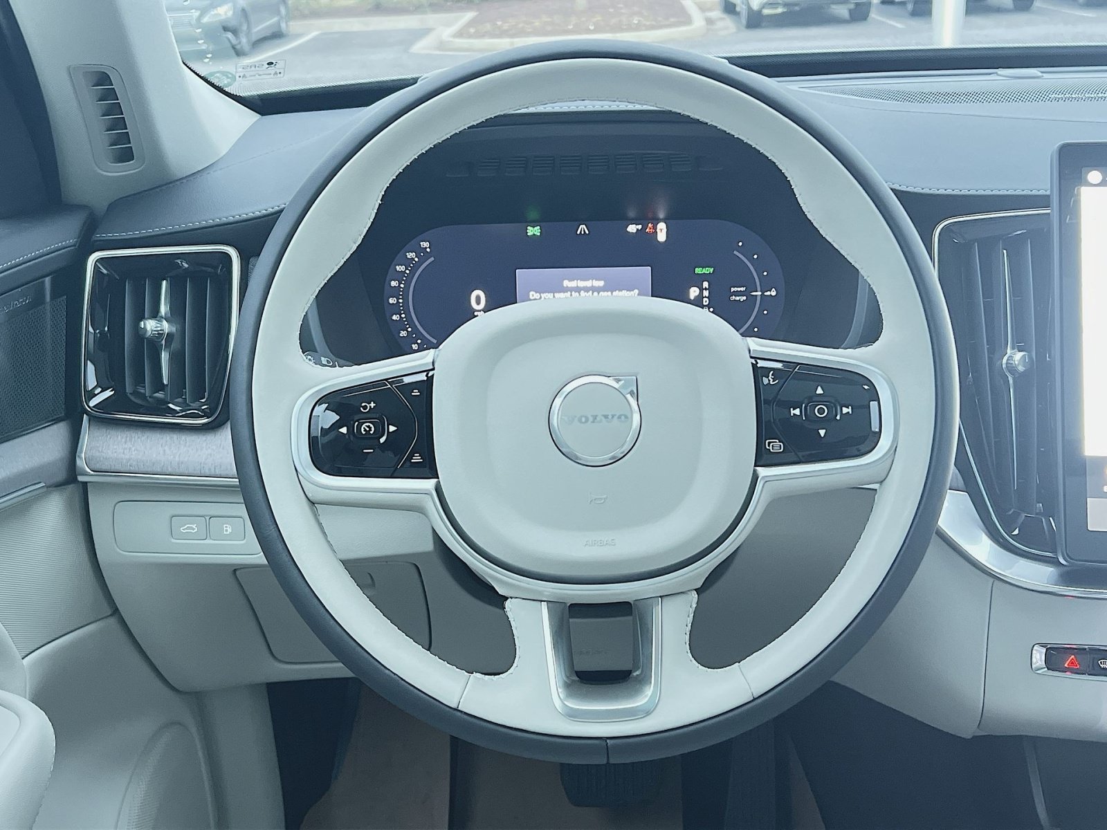 New 2026 Volvo XC90 T8 Ultra w/ Protection Package Premier AWD/4WD image 24