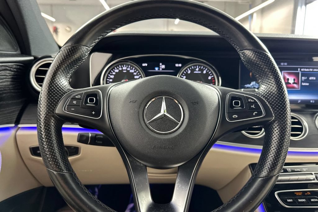 Used 2017 Mercedes-Benz E 300 image 29