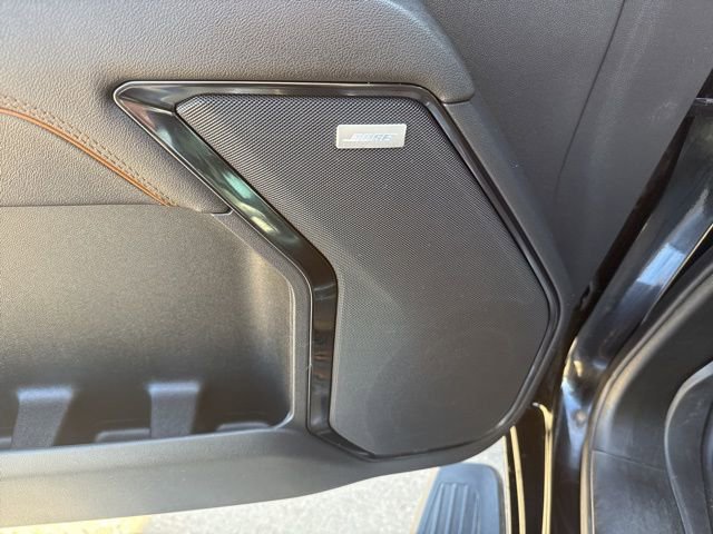 Used 2024 GMC Sierra 2500 AT4 w/ Technology Package image 15