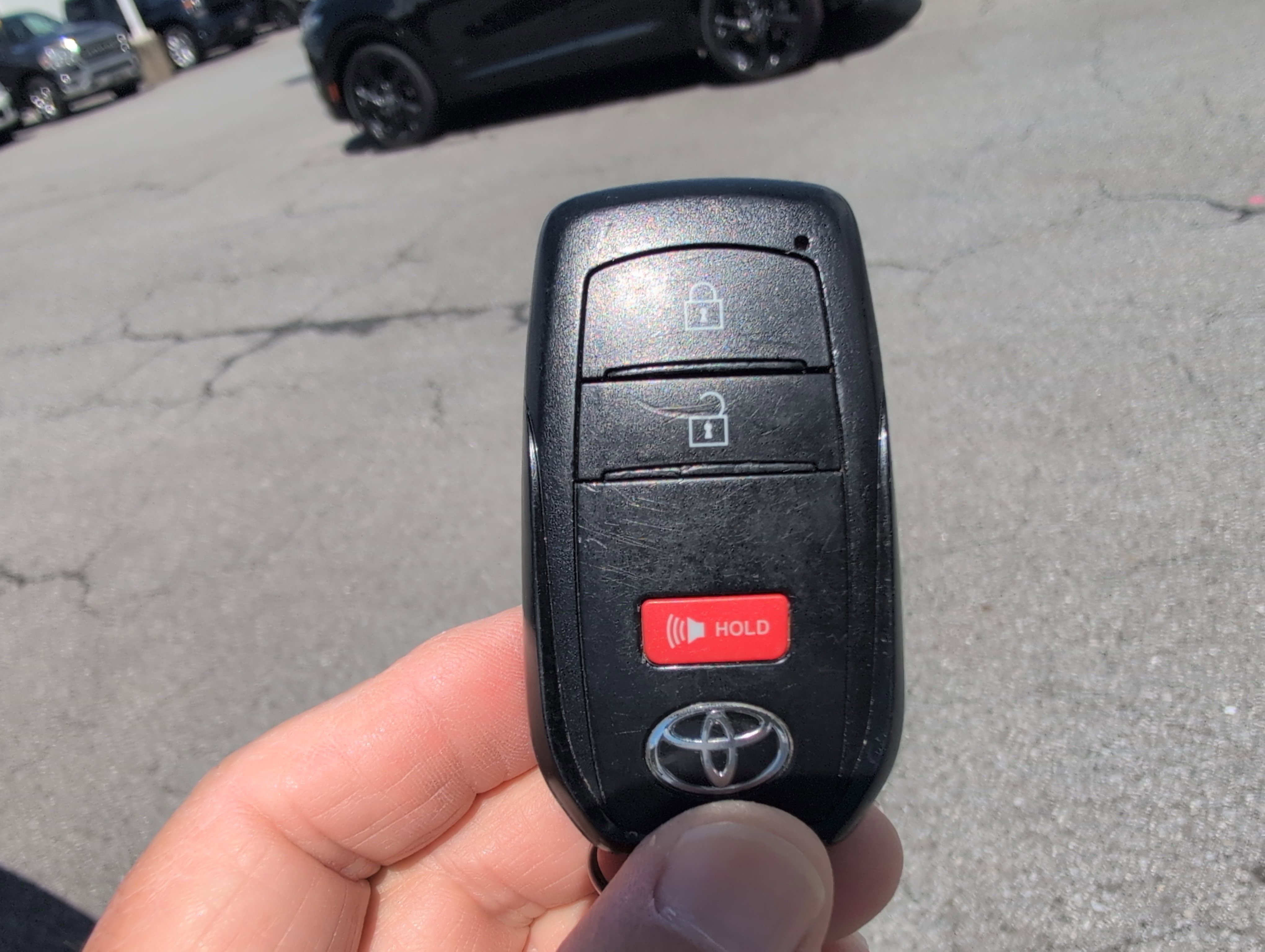 Used 2024 Toyota Tacoma SR5 AWD/4WD image 13