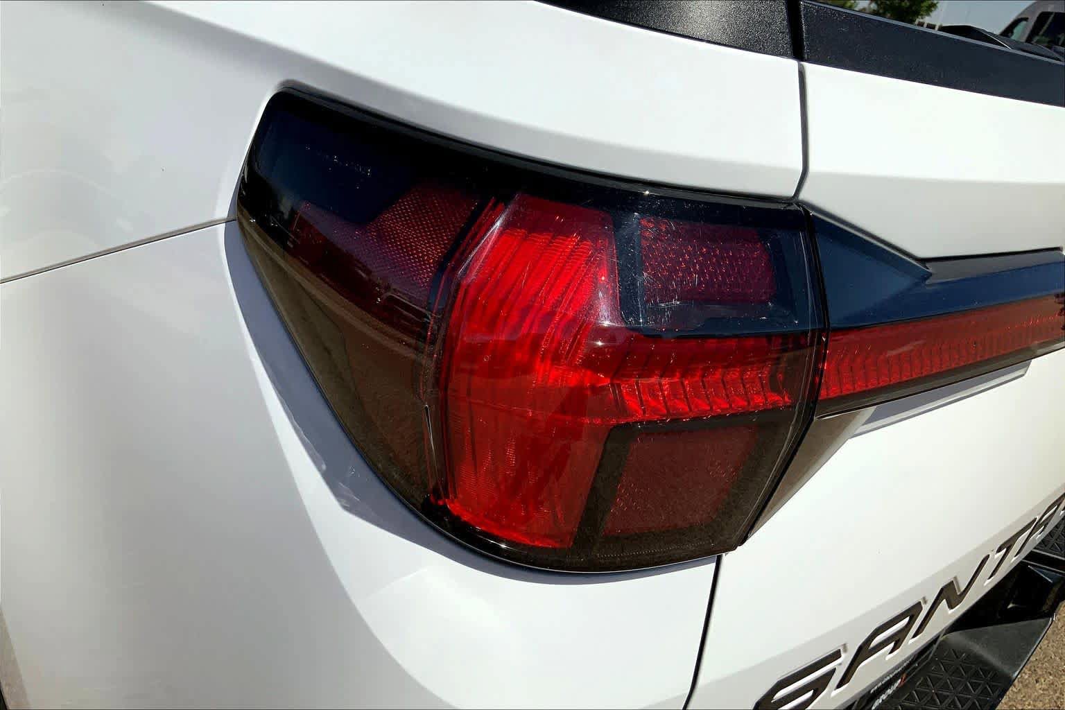 Used 2022 Hyundai Santa Cruz Limited image 32