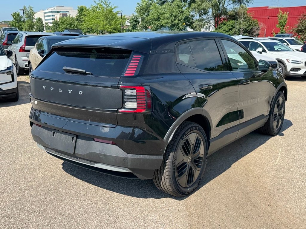 New 2026 Volvo EX30 Cross Country Ultra w/ Protection Package Premier AWD/4WD image 4