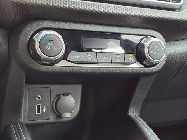 Used 2020 Nissan Kicks SV FWD image 7