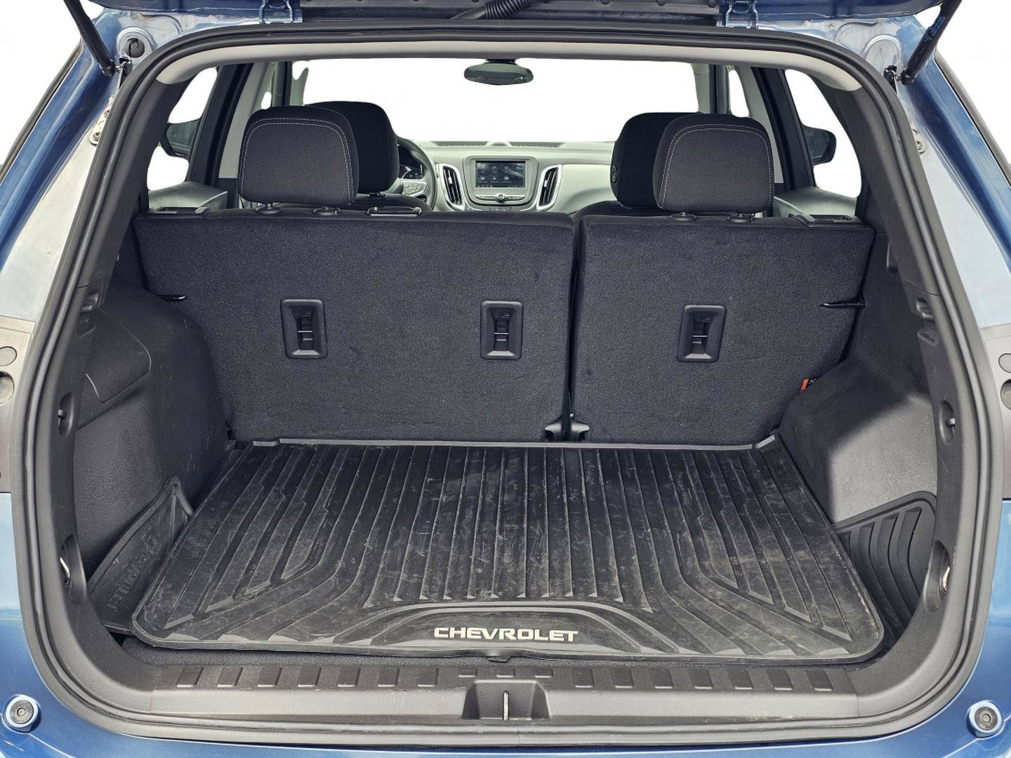Used 2024 Chevrolet Equinox LS w/ LS Convenience Package FWD image 11