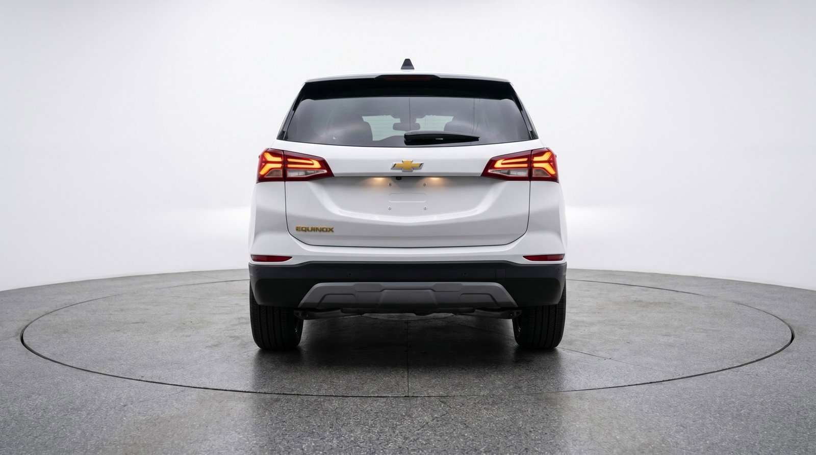 Used 2025 Chevrolet Equinox LT FWD image 7