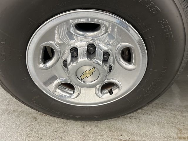 Used 2024 Chevrolet Express 2500 Work Van w/ Driver Convenience Package image 14