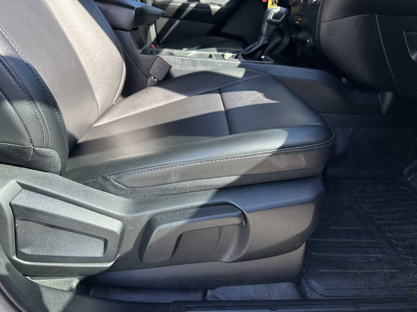 Used 2023 Ford Ranger XL w/ Equipment Group 101A High image 28