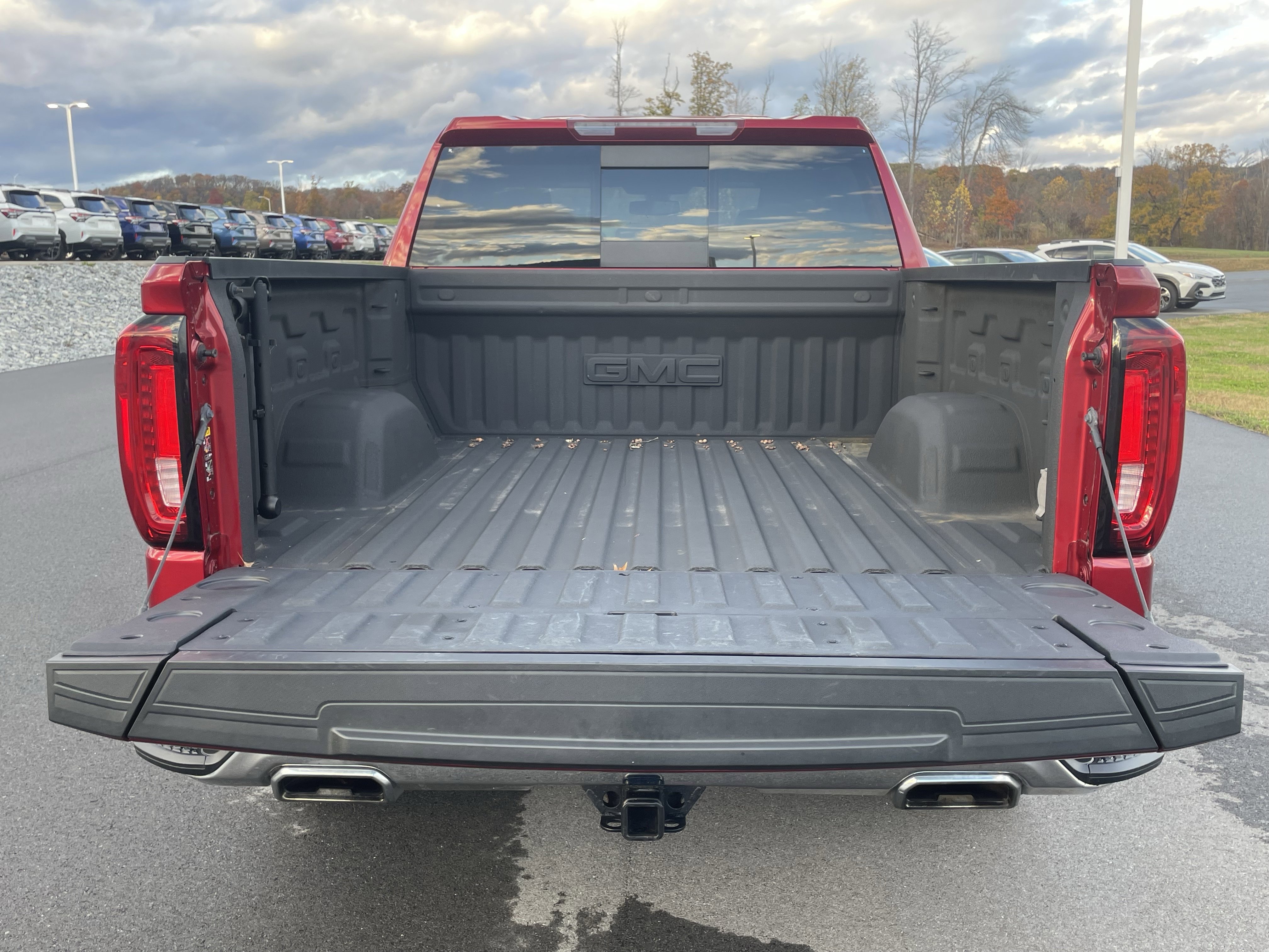 Used 2022 GMC Sierra 1500 SLT w/ SLT Premium Plus Package image 5