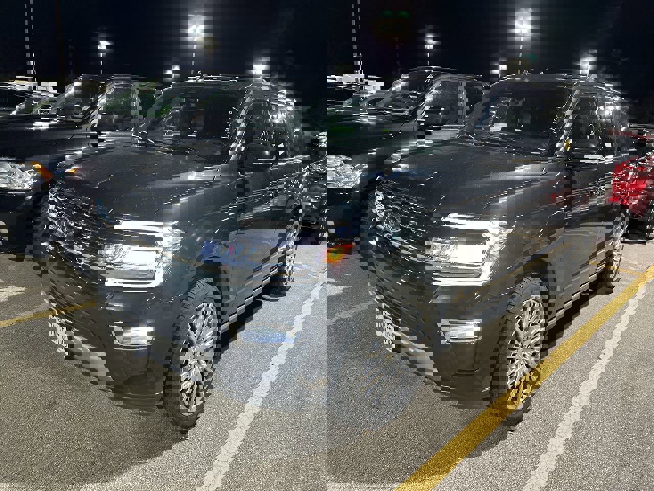 Used 2024 Ford Expedition Limited image 5