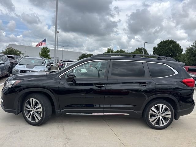 Used 2022 Subaru Ascent Limited w/ Technology Package AWD/4WD image 4