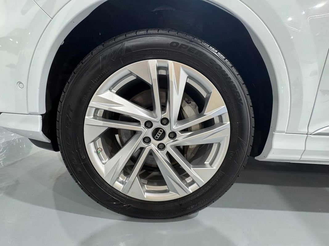 Used 2023 Audi Q7 2.0T Premium w/ Convenience Package image 60